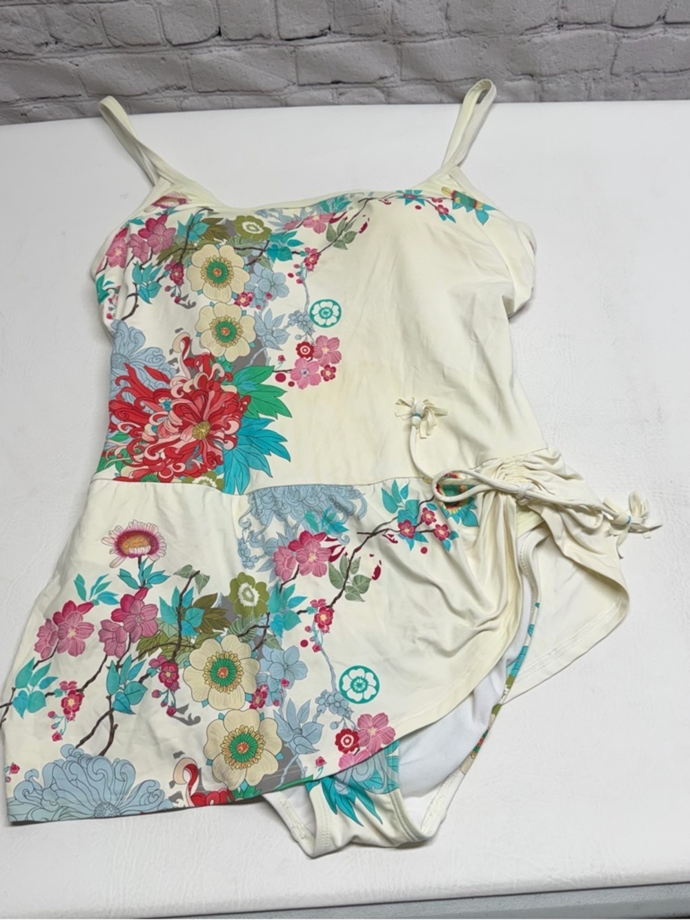Johnny Was Cream Swimwear Top with Gold Logo size XXL